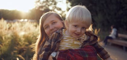 Kid with mom